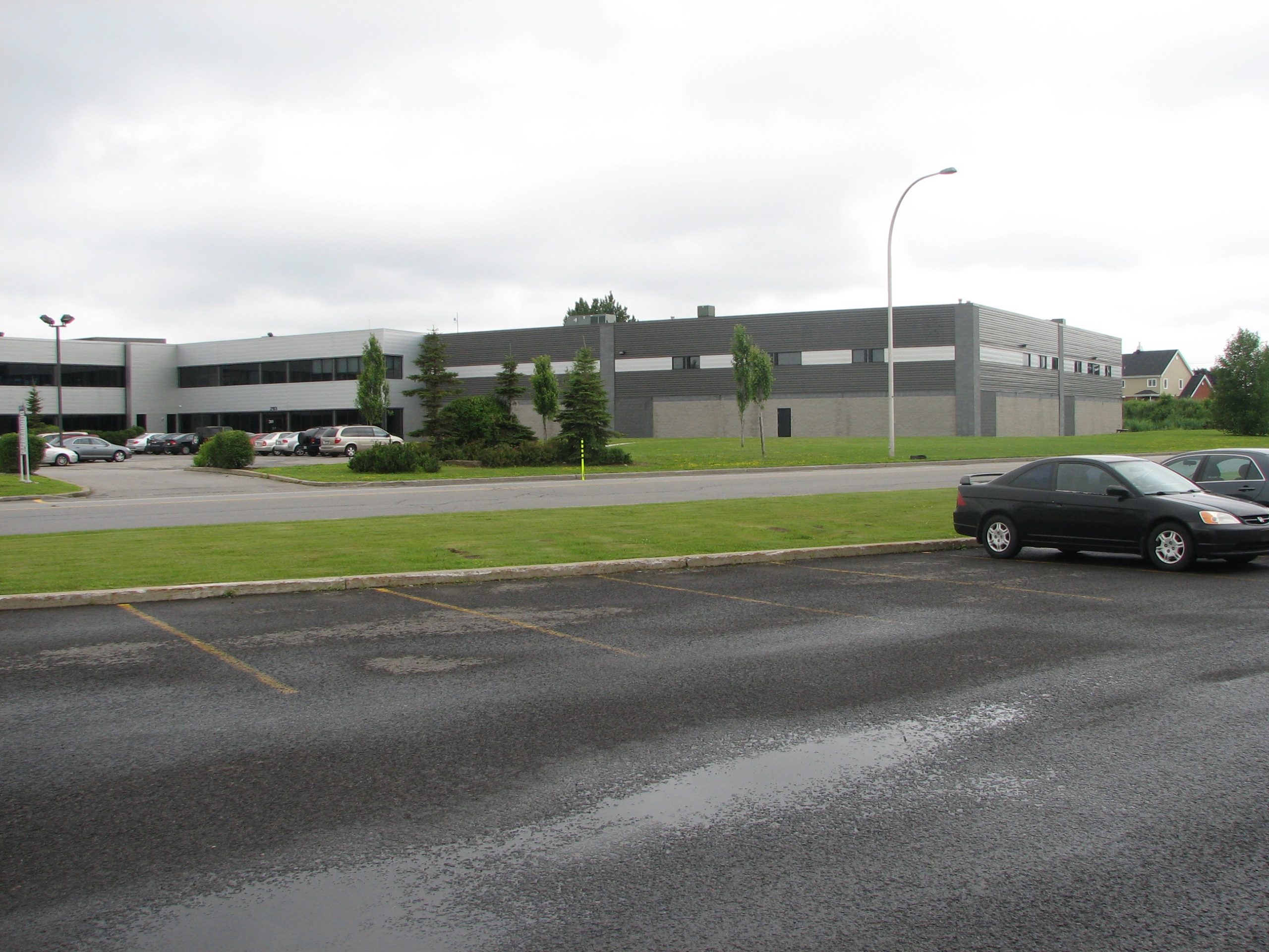 21032167 boulevard Dagenais Ouest Pure Industrial