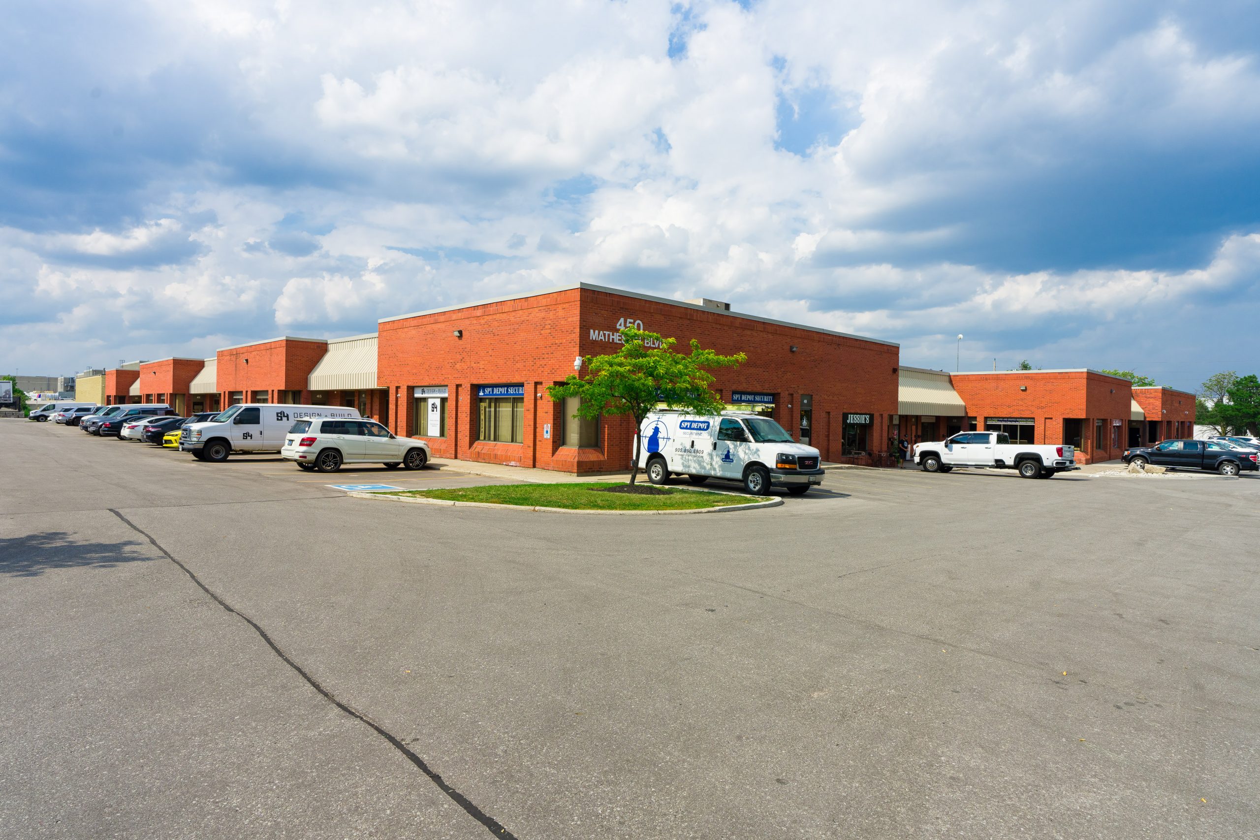 400450 Matheson Boulevard East Pure Industrial